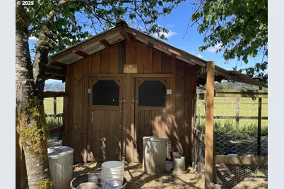 24291 SW Rogers Rd, Sheridan, OR 97378 - Photo 33