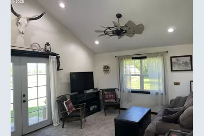 24291 SW Rogers Rd, Sheridan, OR 97378 - Photo 13