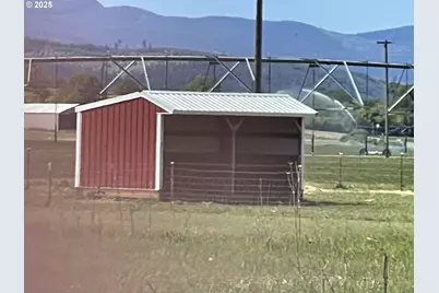 24291 SW Rogers Rd, Sheridan, OR 97378 - Photo 5