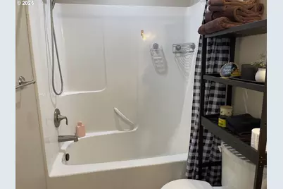 24291 SW Rogers Rd, Sheridan, OR 97378 - Photo 17