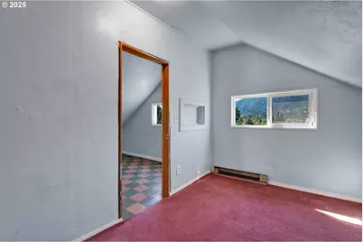 48400 Railroad Ave, Oakridge, OR 97463 - Photo 29