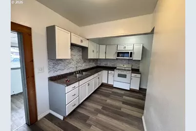 1009 Valley Ave, Baker City, OR 97814 - Photo 17