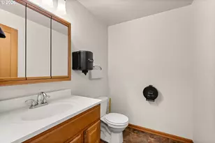 281 277 N Hamilton Rd, Chehalis, WA 98532 - Photo 13