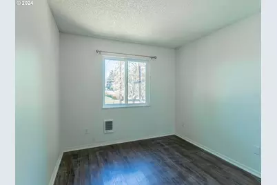 2700 SE 138th Ave, Portland, OR 97236 - Photo 9