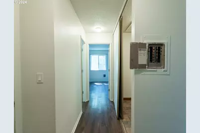 2700 SE 138th Ave, Portland, OR 97236 - Photo 11