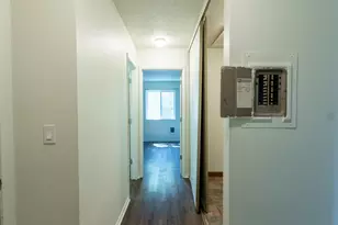 2700 SE 138th Ave, Portland, OR 97236 - Photo 11