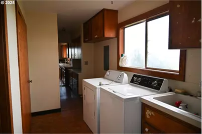 75938 Spring Hollow Rd, Adams, OR 97810 - Photo 7