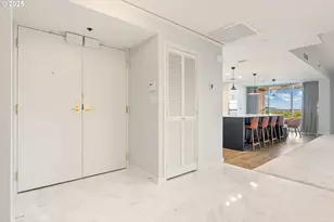 1414 SW 3rd Ave, Portland, OR 97201 - Photo 5