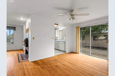 322 S Nebraska St, Portland, OR 97239 - Photo 11