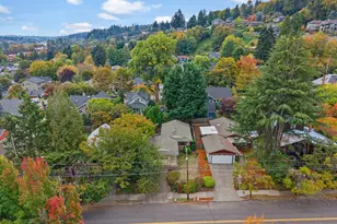 322 S Nebraska St, Portland, OR 97239 - Photo 27