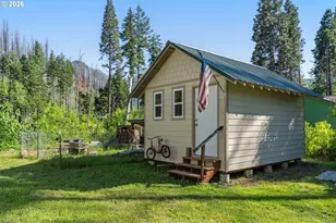 91277 Blue River Rd, Blue River, OR 97413 - Photo 33
