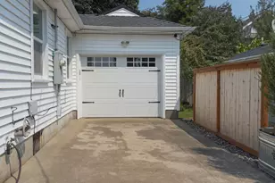 410 Madison Ave, Astoria, OR 97103 - Photo 21