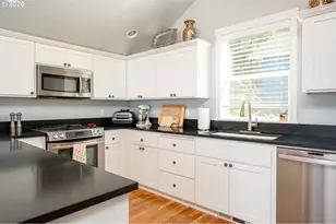 5310 NE Neptune Ln, Lincoln City, OR 97367 - Photo 13