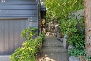 4202 SW Melville Ave, Portland, OR 97239 - Photo 37