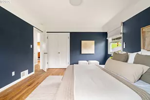 8609 SW 61st Ave, Portland, OR 97219 - Photo 11