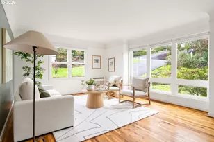 8609 SW 61st Ave, Portland, OR 97219 - Photo 5