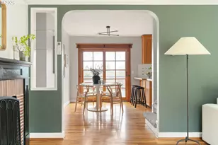 8609 SW 61st Ave, Portland, OR 97219 - Photo 7