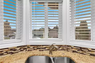 13620 SW Beef Bend Rd, Portland, OR 97224 - Photo 9