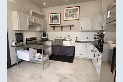 1005 1st St, Moro, OR 97039 - Photo 9