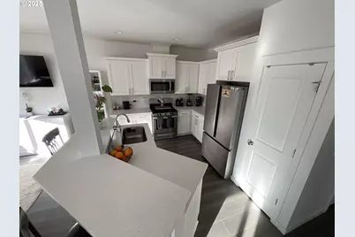 857 S 25th Ave, Cornelius, OR 97113 - Photo 7