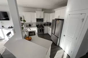 857 S 25th Ave, Cornelius, OR 97113 - Photo 7