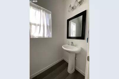 857 S 25th Ave, Cornelius, OR 97113 - Photo 5