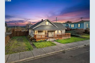 252 Alder St, Yoncalla, OR 97499 - Photo 1