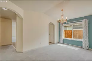 2469 Dorsey Dr, Hubbard, OR 97032 - Photo 5