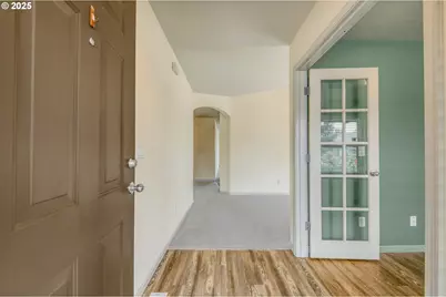 2469 Dorsey Dr, Hubbard, OR 97032 - Photo 3