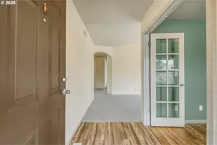 2469 Dorsey Dr, Hubbard, OR 97032 - Photo 3