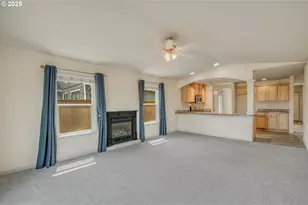 2469 Dorsey Dr, Hubbard, OR 97032 - Photo 13