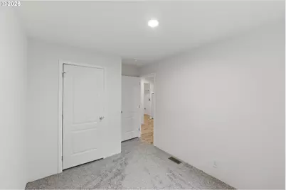 545 S Wall St, Coos Bay, OR 97420 - Photo 25