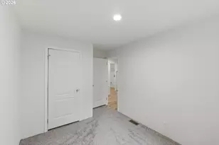 545 S Wall St, Coos Bay, OR 97420 - Photo 25