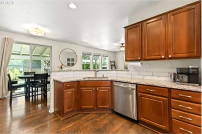 20102 SW 54th Ter, Tualatin, OR 97062 - Photo 9