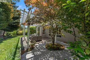 12892 NW Lorraine Dr, Portland, OR 97229 - Photo 35