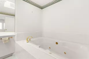 165 N Lotus Beach Dr, Portland, OR 97217 - Photo 43