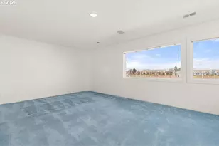 165 N Lotus Beach Dr, Portland, OR 97217 - Photo 37