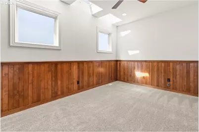 165 N Lotus Beach Dr, Portland, OR 97217 - Photo 21