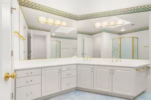 165 N Lotus Beach Dr, Portland, OR 97217 - Photo 41