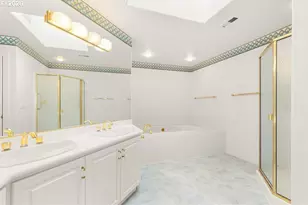 165 N Lotus Beach Dr, Portland, OR 97217 - Photo 41