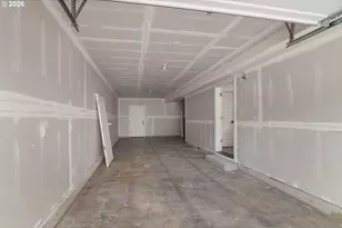 18938 SW Hazelwood Ln, Beaverton, OR 97078 - Photo 23