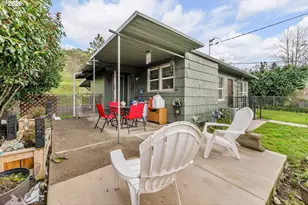 1565 NE Todd St, Roseburg, OR 97470 - Photo 19