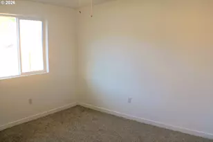 203 Henry St, Myrtle Creek, OR 97457 - Photo 9