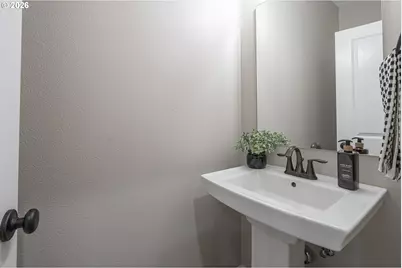 28831 SW Costa Cir W, Wilsonville, OR 97070 - Photo 15