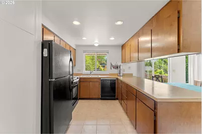 20124 SW 72nd Ave, Tualatin, OR 97062 - Photo 15