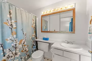 20124 SW 72nd Ave, Tualatin, OR 97062 - Photo 35