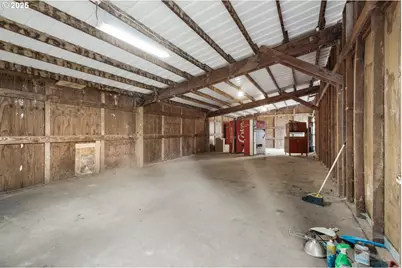 4160 NE Cordon Rd, Salem, OR 97305 - Photo 43