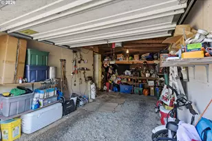 340 16th Ave, Coos Bay, OR 97420 - Photo 45