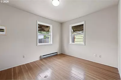 1746 W 9th Pl, Eugene, OR 97402 - Photo 13