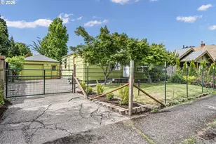 1746 W 9th Pl, Eugene, OR 97402 - Photo 1